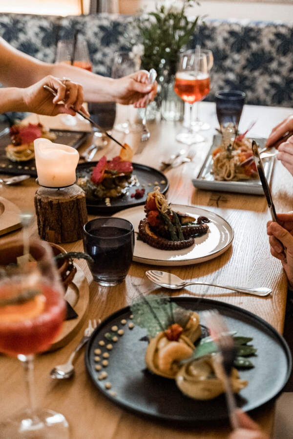 Ristorante und Hotel Rossano Genussmoment unter Freunden